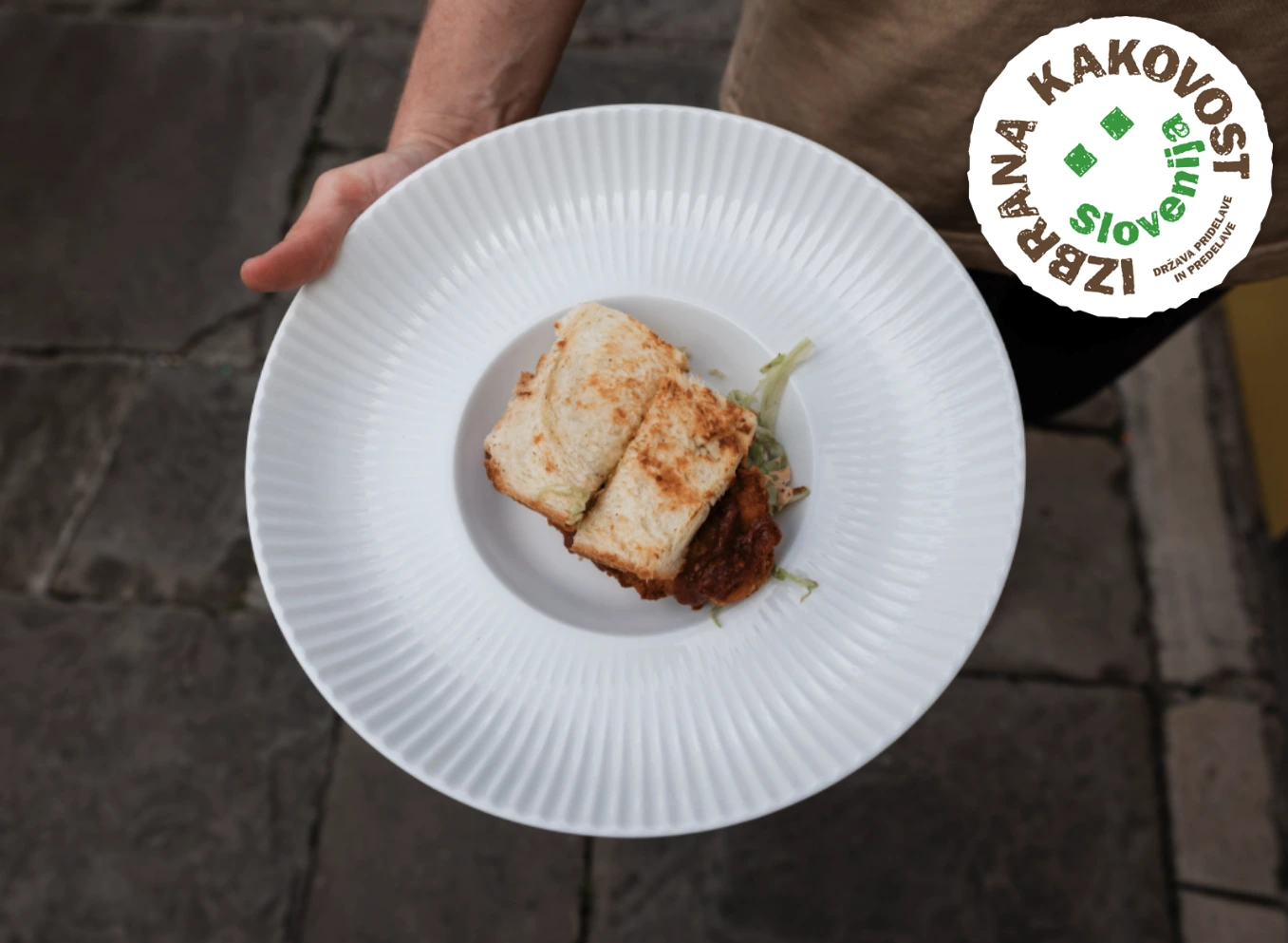 Divji katsu piscanec v panko drobtinah, recept Luka Košir, restavracija Grič