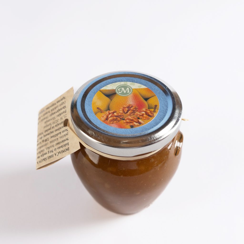 Hruskova-marmelada-z-orehi.jpg