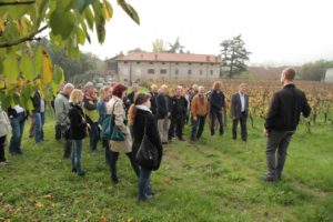 Obiskovalci na kmetiji Malečnik okusili ekološka vina, piro in ostale izdelke