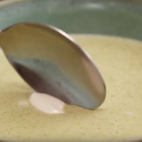 Brokolijeva juha s sirom - video recept