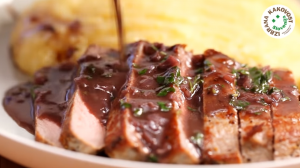 Goveji steak v vinski omaki - video recept